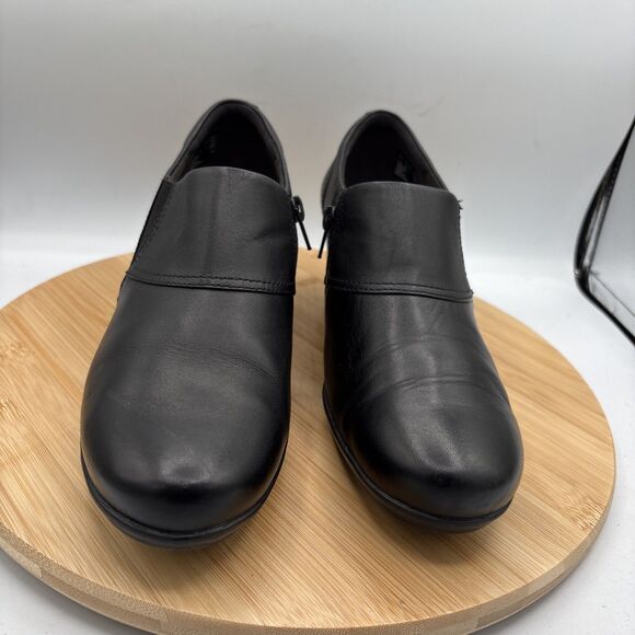 Clarks Women's Emslie Boot Size 9.5 Block Heel Bootie Shootie Black Leather - Picture 2 of 11